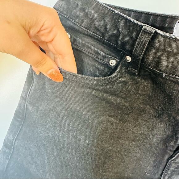 MENS ASOS DESIGN Black Denim Jean Mini 4" Inseam Casual Short Shorts Jeans 32 - Picture 5 of 13